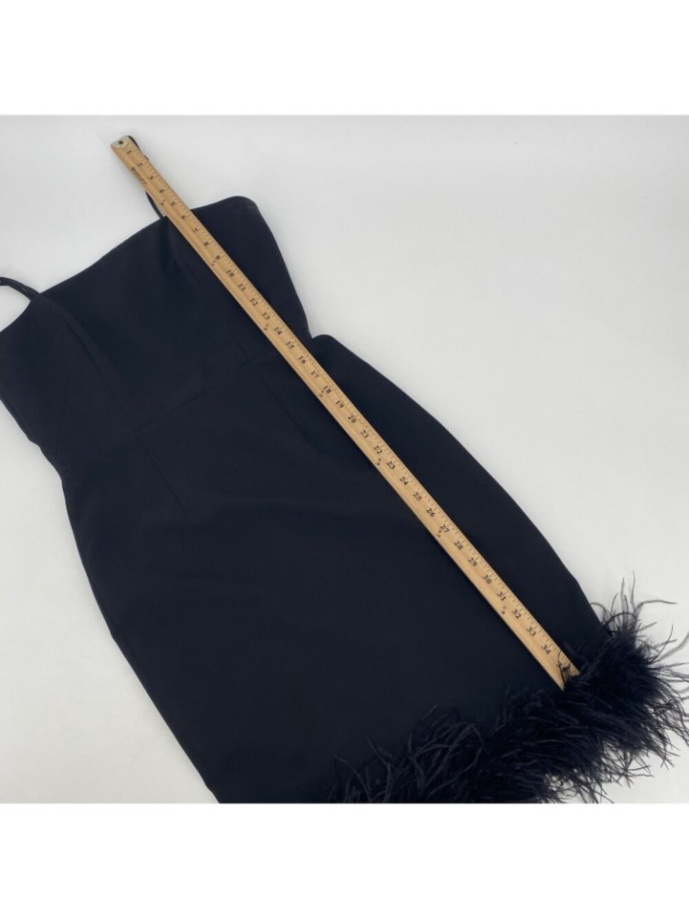 Milly Size 8 Black Feather-Trim Sleeveless Knee Length Cocktail Dress LBD - Picture 6 of 13